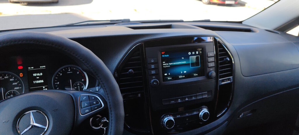 Mercedes Vito Bijeli 2023 09